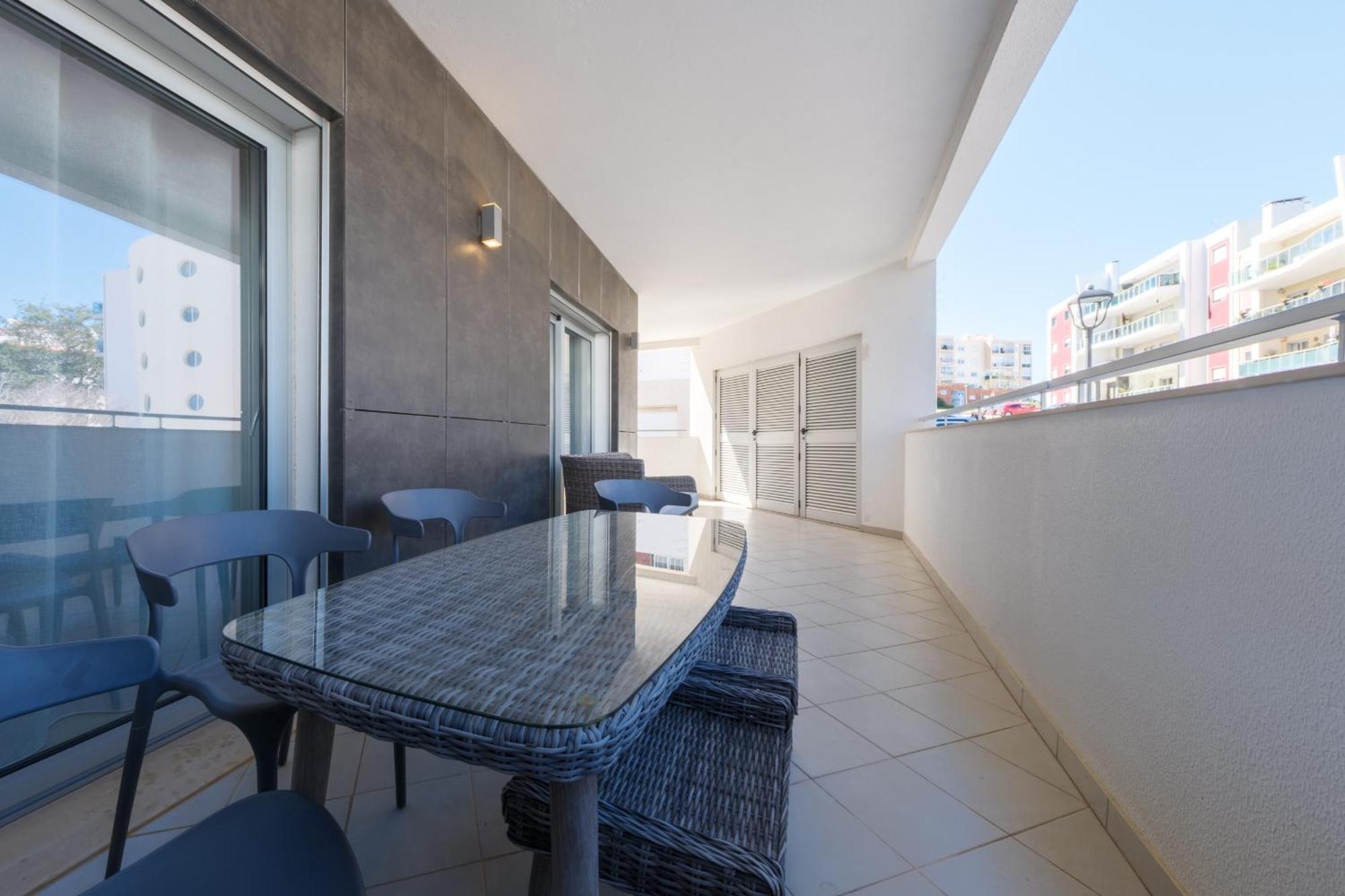 Flor Do Galvao Apartment Lagos Bagian luar foto